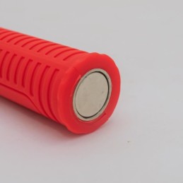 Linterna led con iman