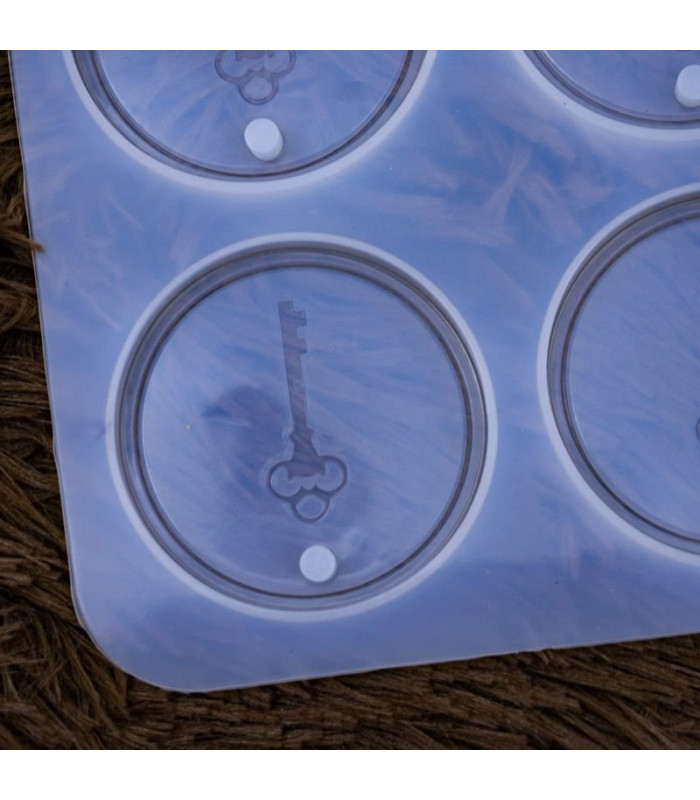 Molde de silicona circular con llaves 22.5x15cm
