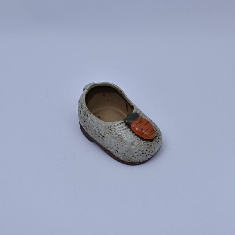 Maceta diseño de zapato con zanahoria 12x6cm