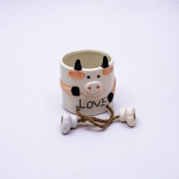 Maceta vaca con patitas 7.7x8cm