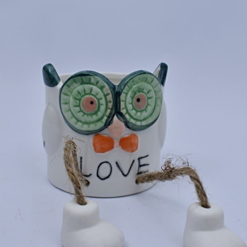 Maceta buho con patitas 7.7x8cm