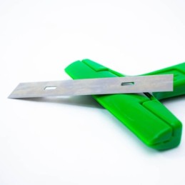 Raspador tipo trincheta 10cm WYNNS