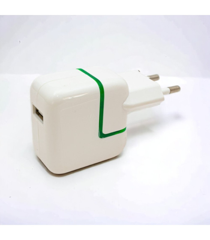 Cargador usb con luz led