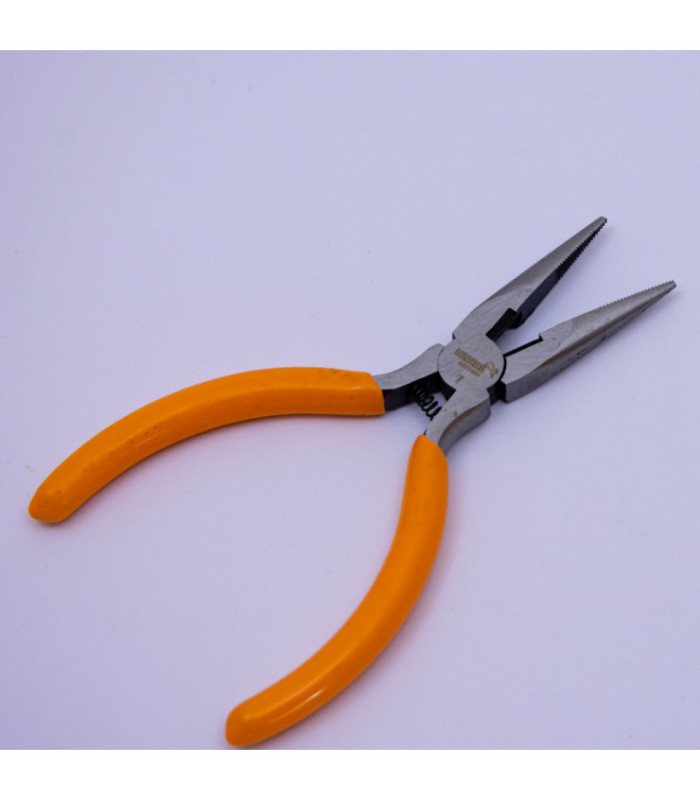 ALICATE DE PUNTA Y CORTE 5PULG WYNNS