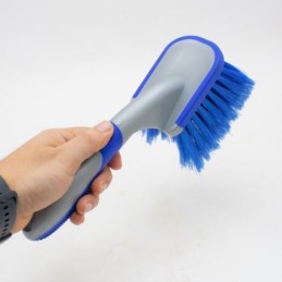 Cepillo para limpiar neumatico