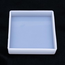 Molde de silicona cuadrado 8x8x2cm