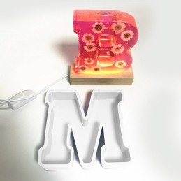 Molde de silicona letra M 165x172x20mm