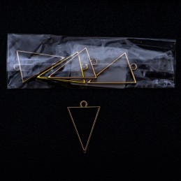 Dije triangular dorado 5pc