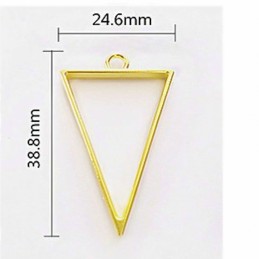 Dije triangular dorado 5pc