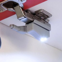 Luz led para bisagra golpete